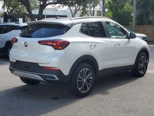 2022 Buick Encore GX Select