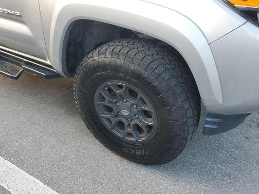 2018 Toyota Tacoma SR5