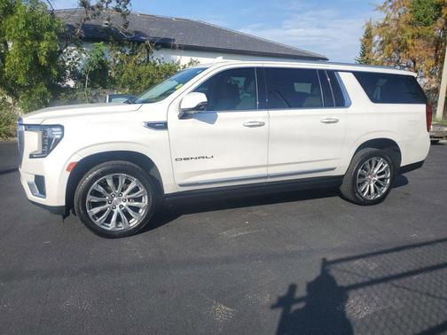 2021 GMC Yukon XL Denali