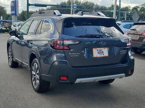 2025 Subaru Outback Touring XT