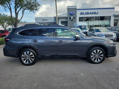 2025 Subaru Outback Touring XT