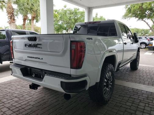 White Frost Tricoat 2024 GMC Sierra 2500 Denali