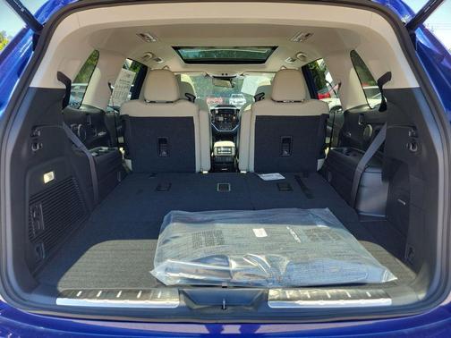 Sapphire Blue Pearl 2026 Subaru Ascent Limited 7-Passenger