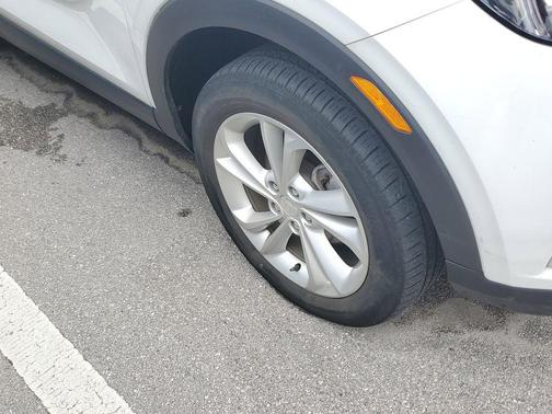 Summit White 2023 Buick Encore GX Preferred
