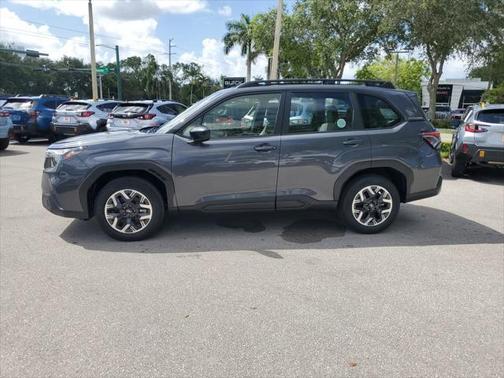 2025 Subaru Forester Base