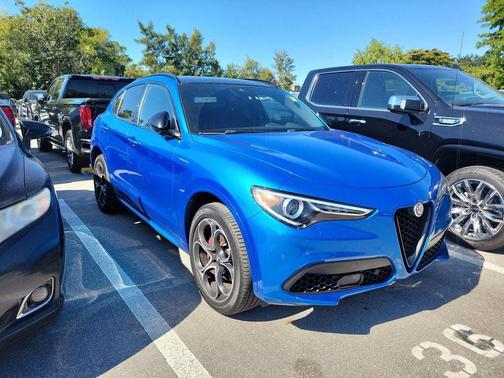2023 Alfa Romeo Stelvio Veloce AWD