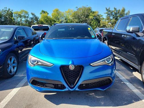 2023 Alfa Romeo Stelvio Veloce AWD