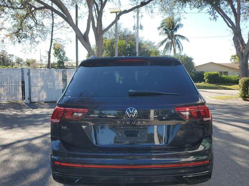 2023 Volkswagen Tiguan 2.0T SE R-Line Black