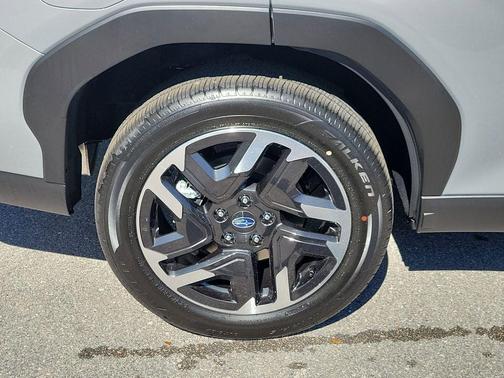 2025 Subaru Forester Hybrid Premium