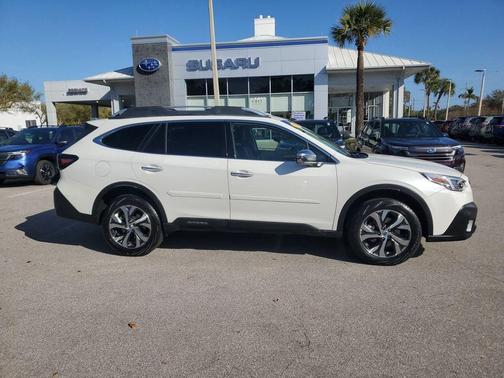 2020 Subaru Outback Touring XT