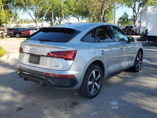 2023 Audi Q5 45 S line Premium Plus