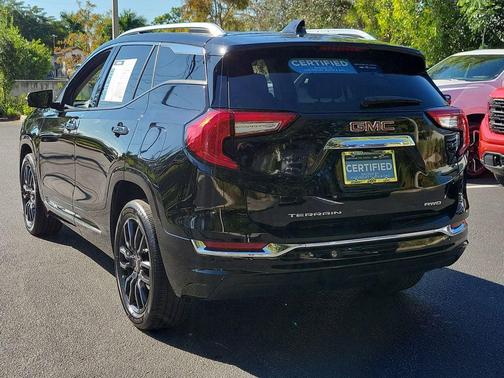 2022 GMC Terrain Denali