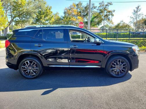 2022 GMC Terrain Denali