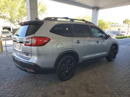 Ice Silver Metallic 2024 Subaru Ascent Onyx Edition 7-Passenger