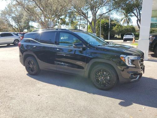 2023 GMC Terrain AWD AT4