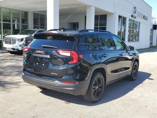 2023 GMC Terrain AWD AT4