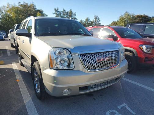 2013 GMC Yukon Denali