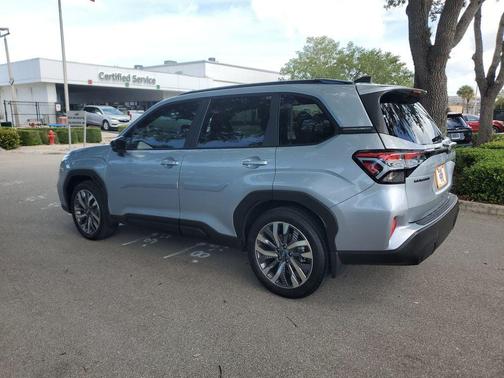 Ice Silver Metallic 2025 Subaru Forester Touring