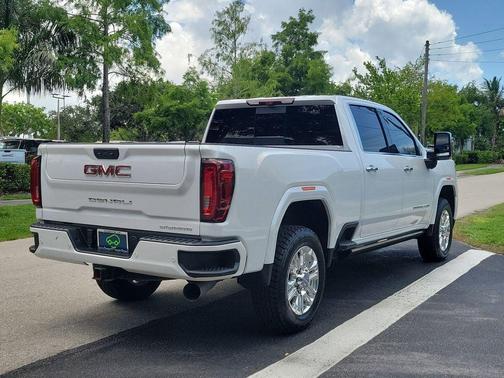White Frost Tricoat 2023 GMC Sierra 2500 Denali