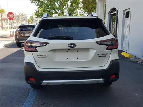 2023 Subaru Outback Touring