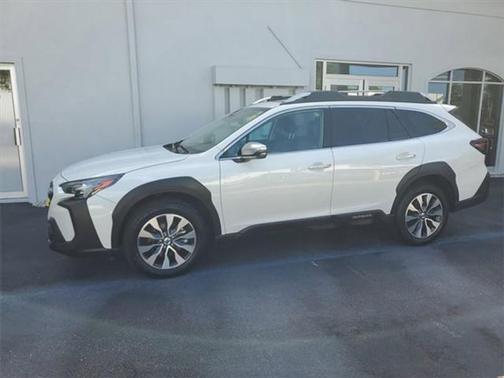 2023 Subaru Outback Touring