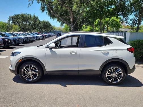 Summit White 2023 Buick Encore GX Select