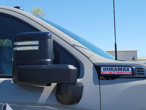 Thunderstorm Gray 2025 GMC Sierra 2500 AT4
