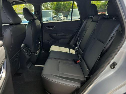 Ice Silver Metallic 2026 Subaru Outback Touring XT