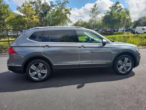 2020 Volkswagen Tiguan 2.0T SEL