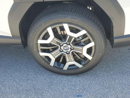 Crystal White Pearl 2026 Subaru Outback Touring XT