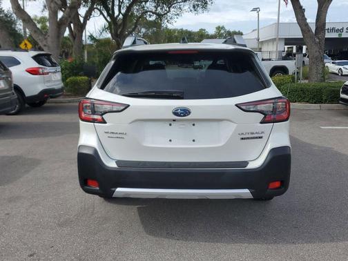 2024 Subaru Outback Touring XT