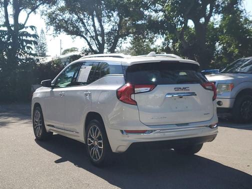 2022 GMC Terrain Denali