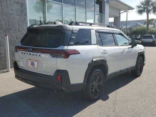 Crystal White Pearl 2026 Subaru Outback Limited XT