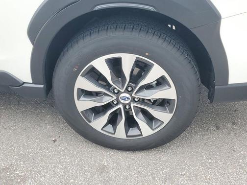 2025 Subaru Outback Limited XT