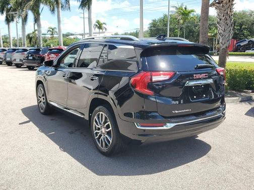 Ebony Twilight Metallic 2022 GMC Terrain Denali