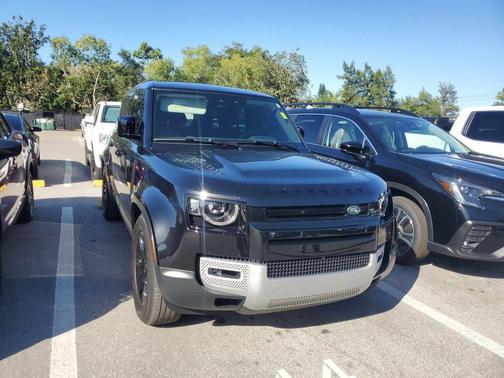 2024 Land Rover Defender 110 P400 S