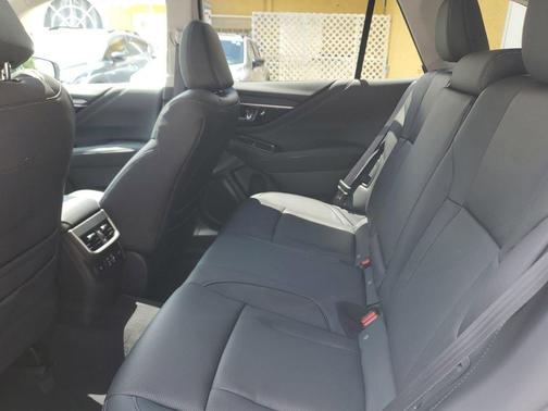 2025 Subaru Outback Touring XT