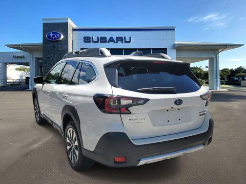 2025 Subaru Outback Touring XT