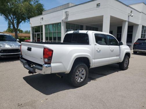 Super White 2019 Toyota Tacoma SR5