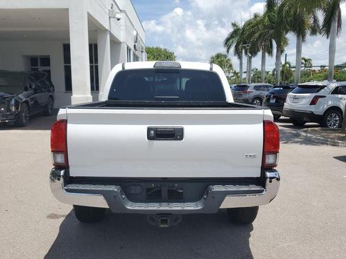 Super White 2019 Toyota Tacoma SR5