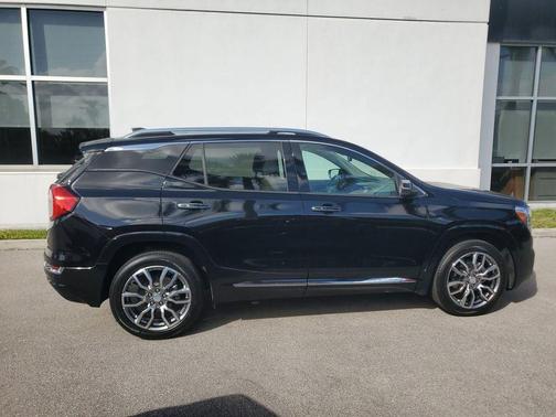2022 GMC Terrain Denali
