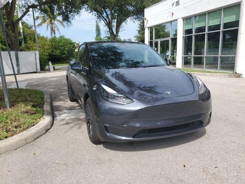 Stealth Grey 2025 Tesla Model Y Long Range Dual Motor Rear-Wheel Drive