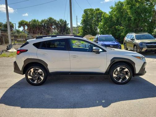 Crystal White Pearl 2025 Subaru Crosstrek Limited