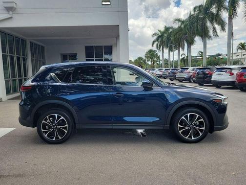 Deep Crystal Blue Mica 2023 Mazda CX-5 2.5 S