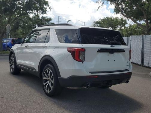 STAR WHITE MET TRI-COAT 2022 Ford Explorer ST-Line