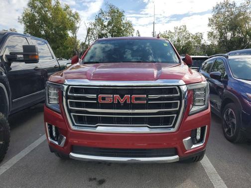 2021 GMC Yukon SLT