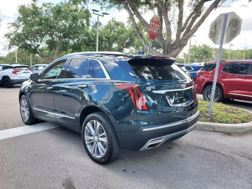 Emerald Lake Metallic 2024 Cadillac XT5 Premium Luxury