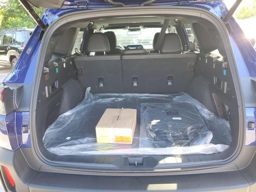 Sapphire Blue Pearl 2026 Subaru Outback Touring XT