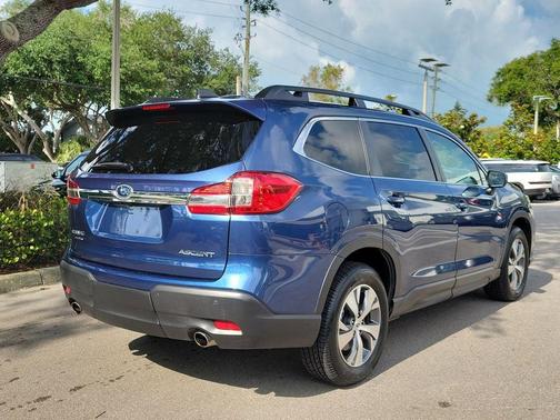 Abyss Blue Pearl 2022 Subaru Ascent Premium 8-Passenger