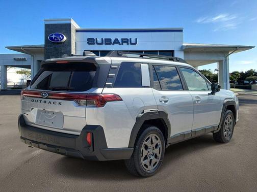Ice Silver Metallic 2026 Subaru Outback Premium